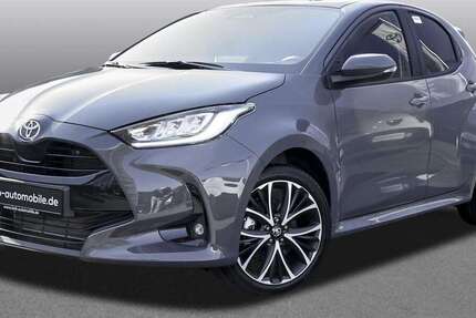 Toyota Yaris 2.010 km 24.443 &euro; Kamen 59174