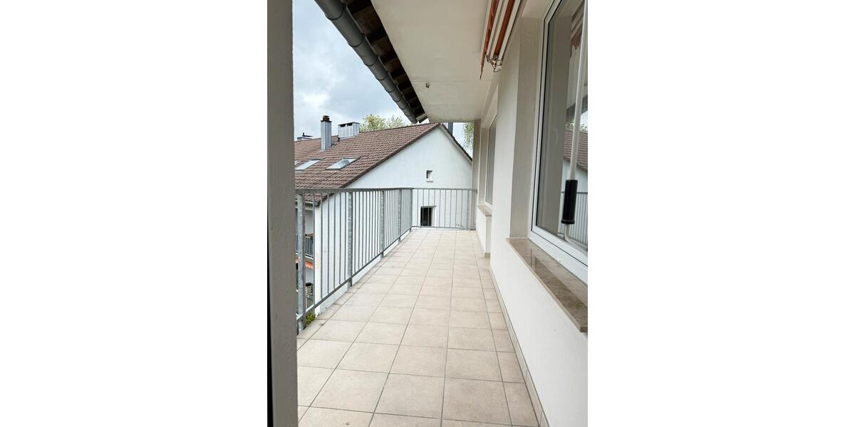 Etagenwohnung Wuppertal Lichtenplatz - 3 Zimmer, 100 m&sup2;, 1.490&euro; | Angebot:26578558