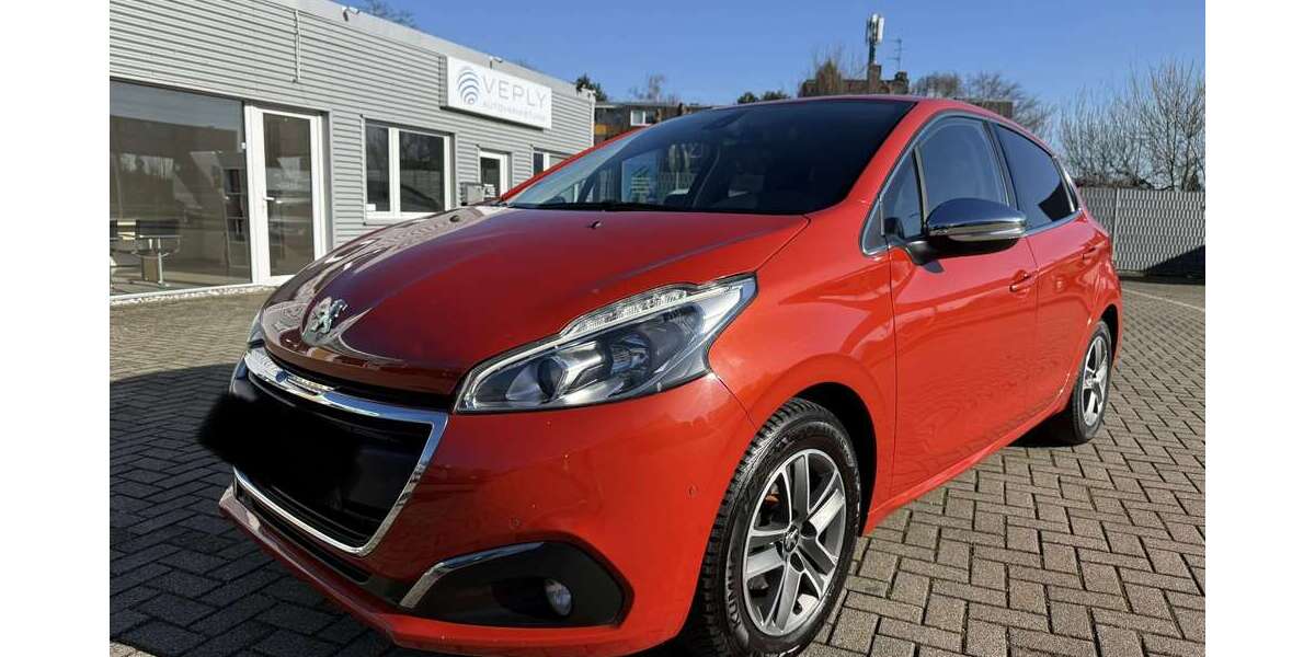 Peugeot 208 85.000 km 8.499 &euro; Bochum 44869