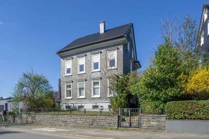 Haus Remscheid - 8 Zimmer, 243 m&sup2;, 339.000&euro; | Angebot:26746290