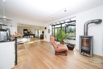 Wohnung Dortmund / Kirchhörde Kirchhörde - 3 Zimmer, 130 m&sup2;, 475.000&euro; | Angebot:25696382