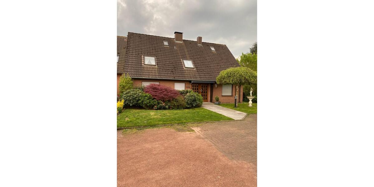Einfamilienhaus Bochum Bochum-Nord - 6 Zimmer, 180 m&sup2;, 1.985&euro; | Angebot:26464424