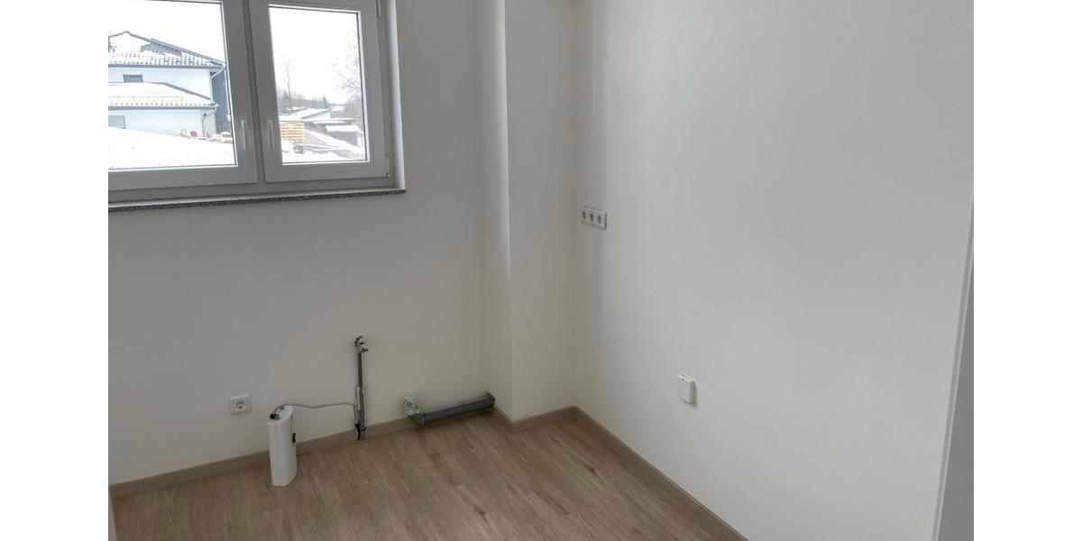 Etagenwohnung Kierspe - 3 Zimmer, 85 m&sup2;, 1.060&euro; | Angebot:27621102