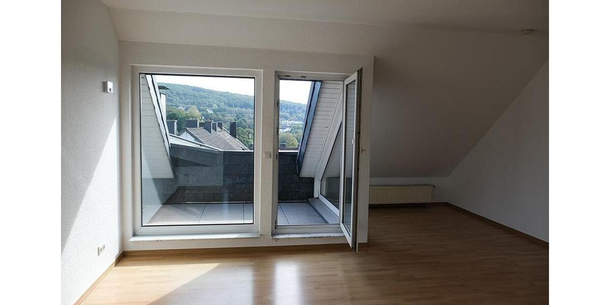 Dachgeschoßwohnung Wuppertal Gemarkung Langerfeld - 3 Zimmer, 82 m&sup2;, 189.000&euro; | Angebot:27624214