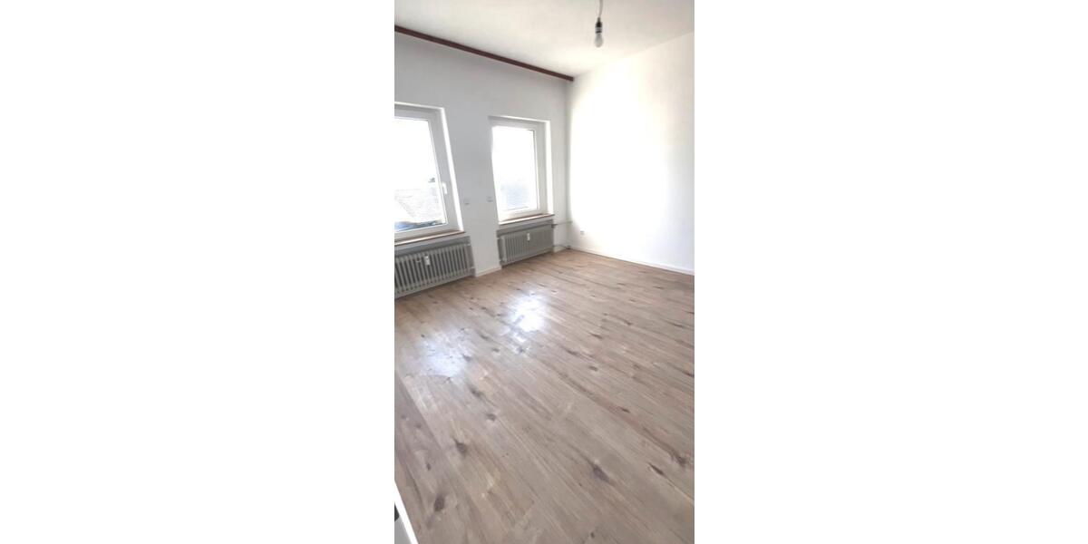 Etagenwohnung Dortmund Hombruch - 4 Zimmer, 110 m&sup2;, 900&euro; | Angebot:25660343