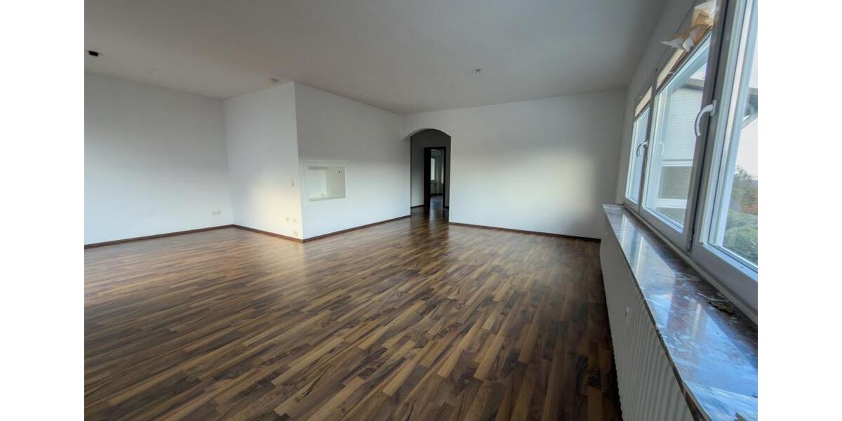 Etagenwohnung Dortmund Hörde - 2 Zimmer, 82 m&sup2;, 990&euro; | Angebot:26022998