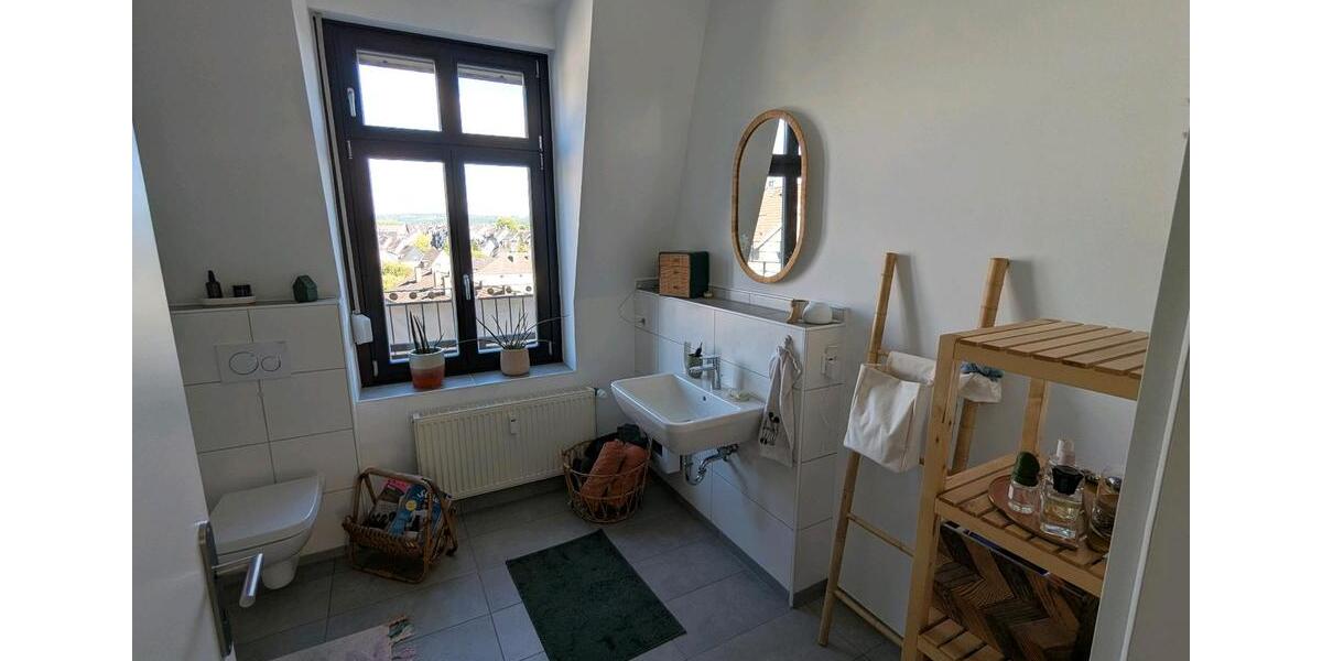 Dachgeschoßwohnung Wuppertal Gemarkung Langerfeld - 3 Zimmer, 104 m&sup2;, 290.000&euro; | Angebot:26754353