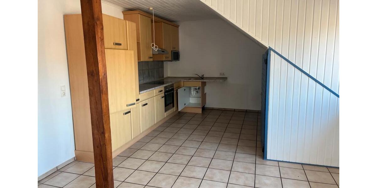 Dachgeschoßwohnung Ennepetal - 2.5 Zimmer, 100 m&sup2;, 980&euro; | Angebot:25903473