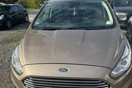 Ford S-Max 47.500 km 22.000 &euro; Wuppertal 42281