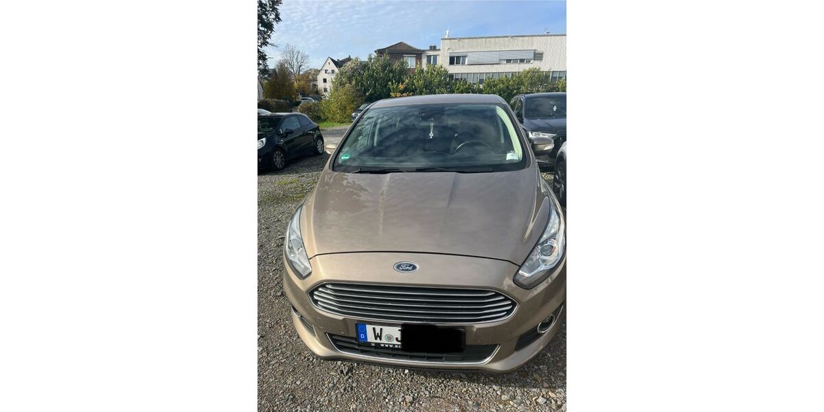 Ford S-Max 47.500 km 22.000 &euro; Wuppertal 42281
