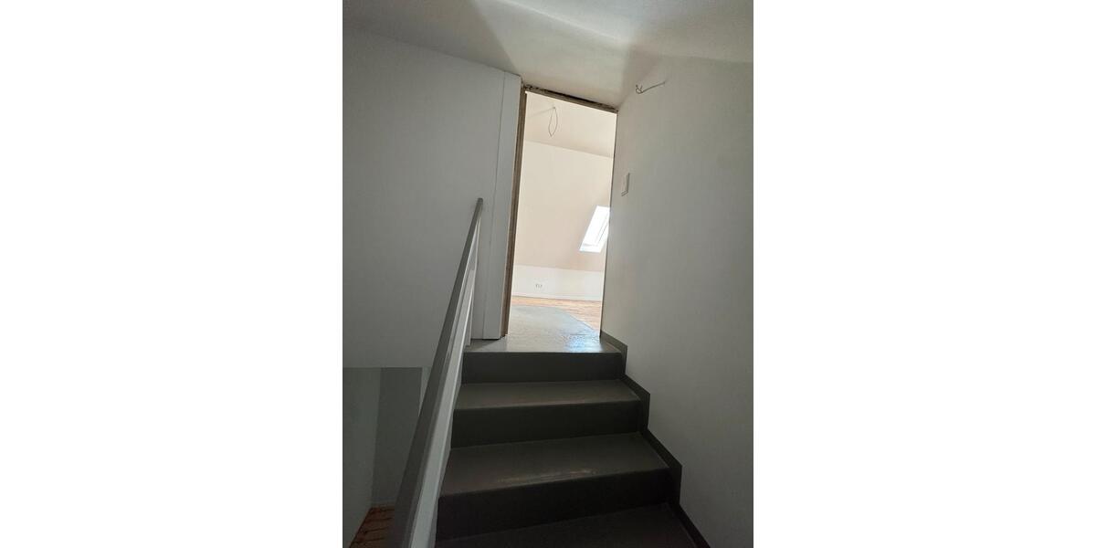 Maisonettenwohnung Wuppertal Arrenberg - 4 Zimmer, 100 m&sup2;, 1.800&euro; | Angebot:27567538
