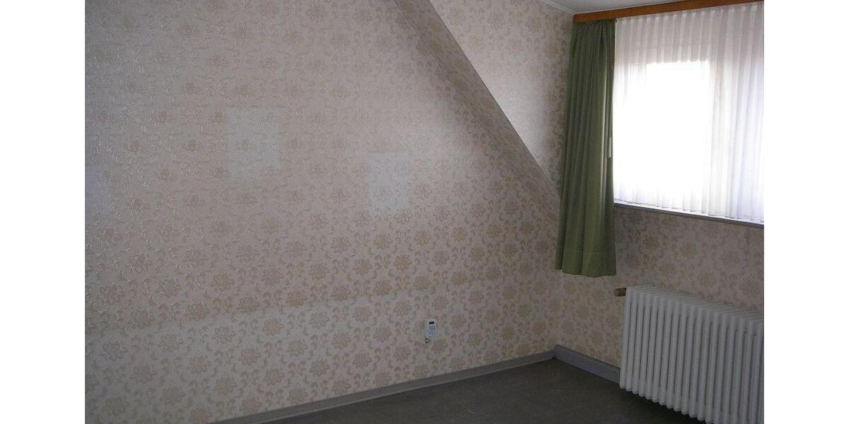 Dachgeschoßwohnung Wuppertal Gemarkung Langerfeld - 3 Zimmer, 85 m&sup2;, 665&euro; | Angebot:27586978
