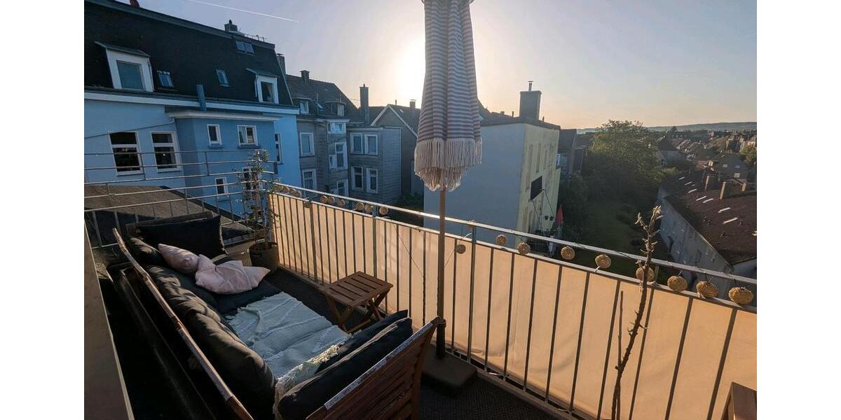Dachgeschoßwohnung Wuppertal Gemarkung Langerfeld - 3 Zimmer, 104 m&sup2;, 290.000&euro; | Angebot:26754353