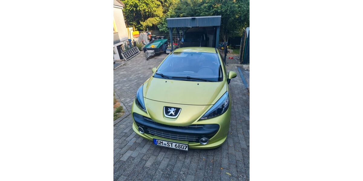 Peugeot 207 106.000 km 2.200 &euro; Hückeswagen 42499