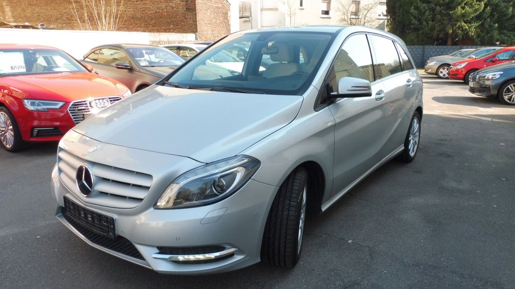 Mercedes-Benz B 200 63.344 km 12.850 &euro; Bochum-Wattenscheid 44866