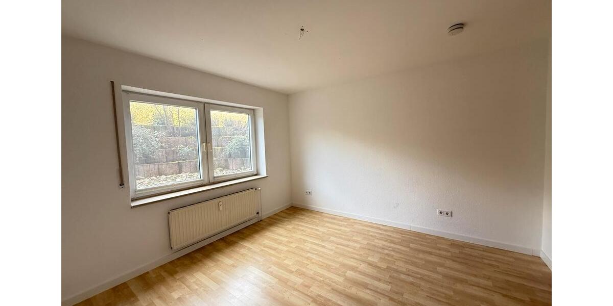 Etagenwohnung Schwerte - 2 Zimmer, 42 m&sup2;, 300&euro; | Angebot:25947673