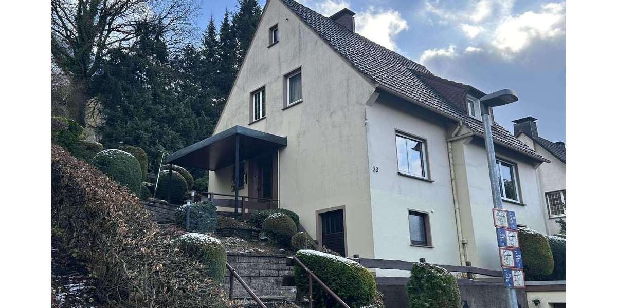 Einfamilienhaus Schalksmühle - 4 Zimmer, 104 m&sup2;, 220.000&euro; | Angebot:23830362