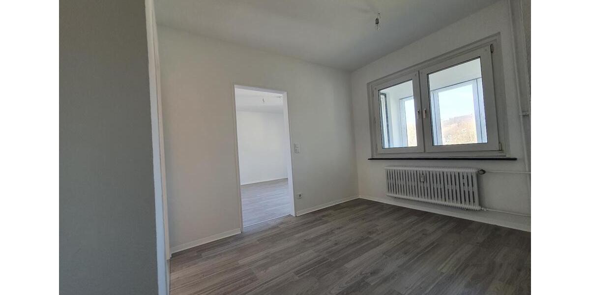 Erdgeschoßwohnung Werdohl - 3 Zimmer, 63 m&sup2;, 363&euro; | Angebot:25570079