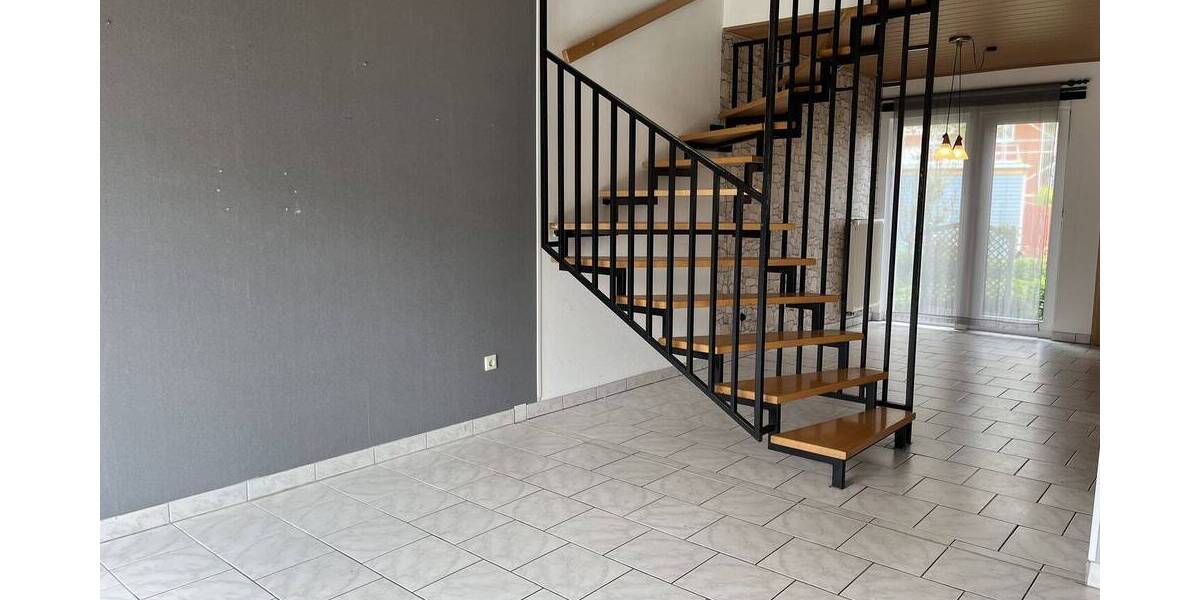 Reihenmittelhaus Lünen Brambauer - 4 Zimmer, 92 m&sup2;, 220.000&euro; | Angebot:26787631