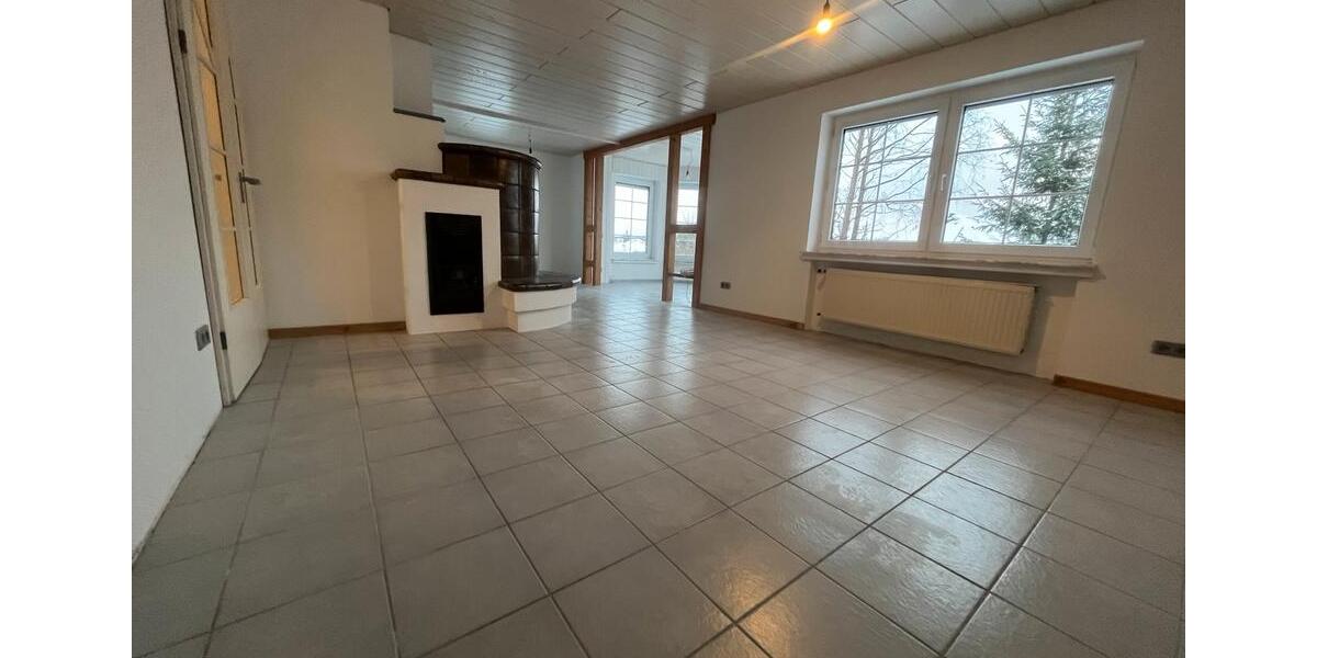 Erdgeschoßwohnung Kierspe - 3.5 Zimmer, 110 m&sup2;, 890&euro; | Angebot:25822583