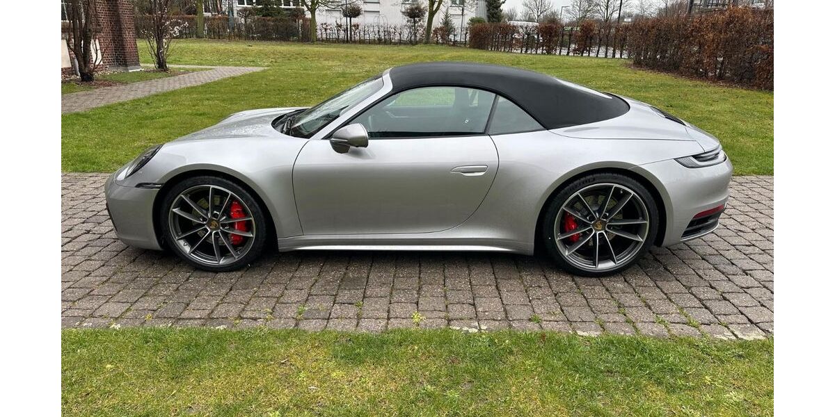 Porsche 992 3.780 km 159.850 &euro; Waltrop 45731