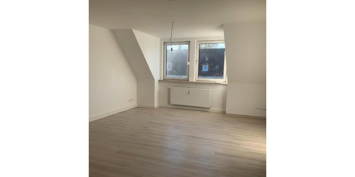 Dachgeschoßwohnung Herne Wanne - 3 Zimmer, 65 m&sup2;, 399&euro; | Angebot:25784507