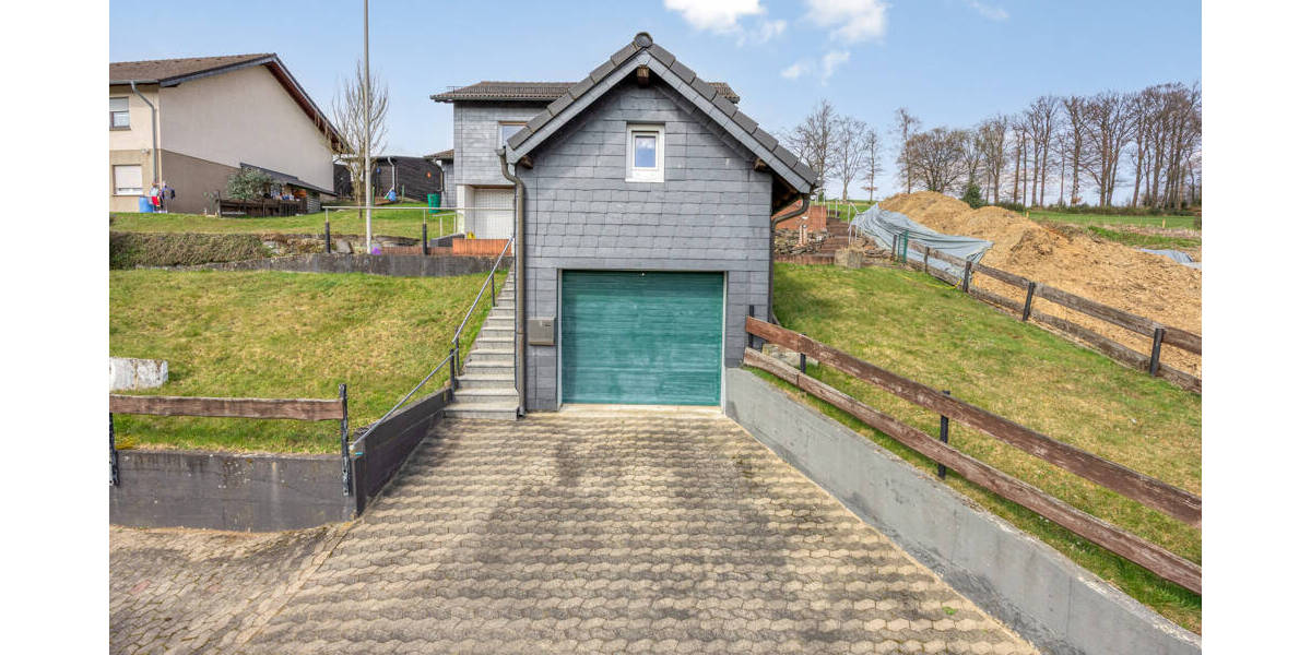 Einfamilienhaus mit viel Potenzial in grüner Lage von Wipperfürth Ohl - Einfamilienhaus Wipperfürth / Ohl Ohl | Angebot:26704371