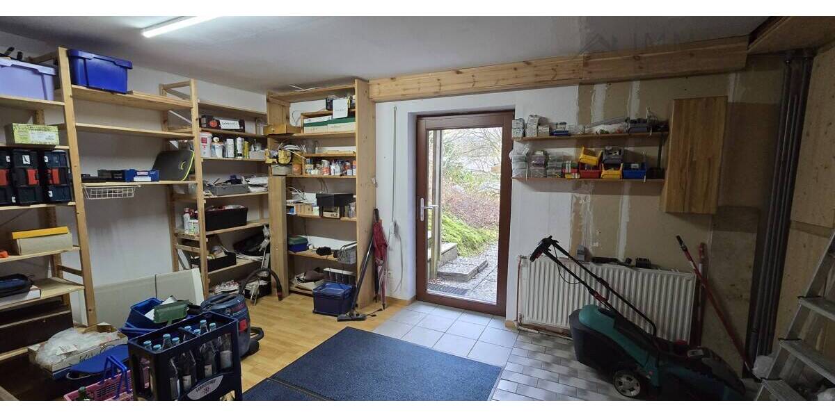 Einfamilienhaus Hückeswagen Innenstadt - 5 Zimmer, 180 m&sup2;, 425.000&euro; | Angebot:26016130