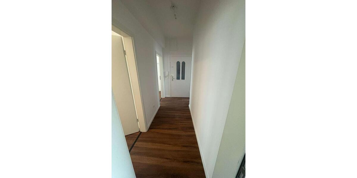 Etagenwohnung Wuppertal Elberfeld - 2.5 Zimmer, 15 m&sup2;, 370&euro; | Angebot:25500373