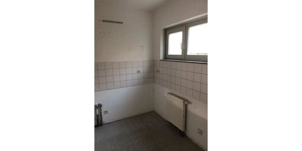 Etagenwohnung Bochum Bochum-Mitte - 3 Zimmer, 73 m&sup2;, 350&euro; | Angebot:25974804
