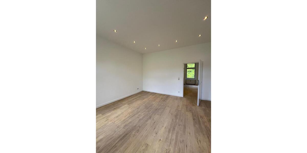 Etagenwohnung Wuppertal Arrenberg - 3 Zimmer, 66 m&sup2;, 610&euro; | Angebot:26665022