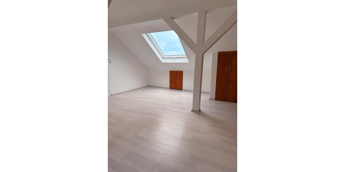 Dachgeschoßwohnung Hagen Hagen-Mitte - 1 Zimmer, 52 m&sup2;, 400&euro; | Angebot:27541602