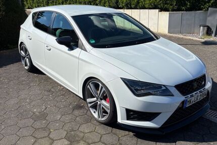 Seat Leon 107.500 km 15.300 &euro; Balve 58802