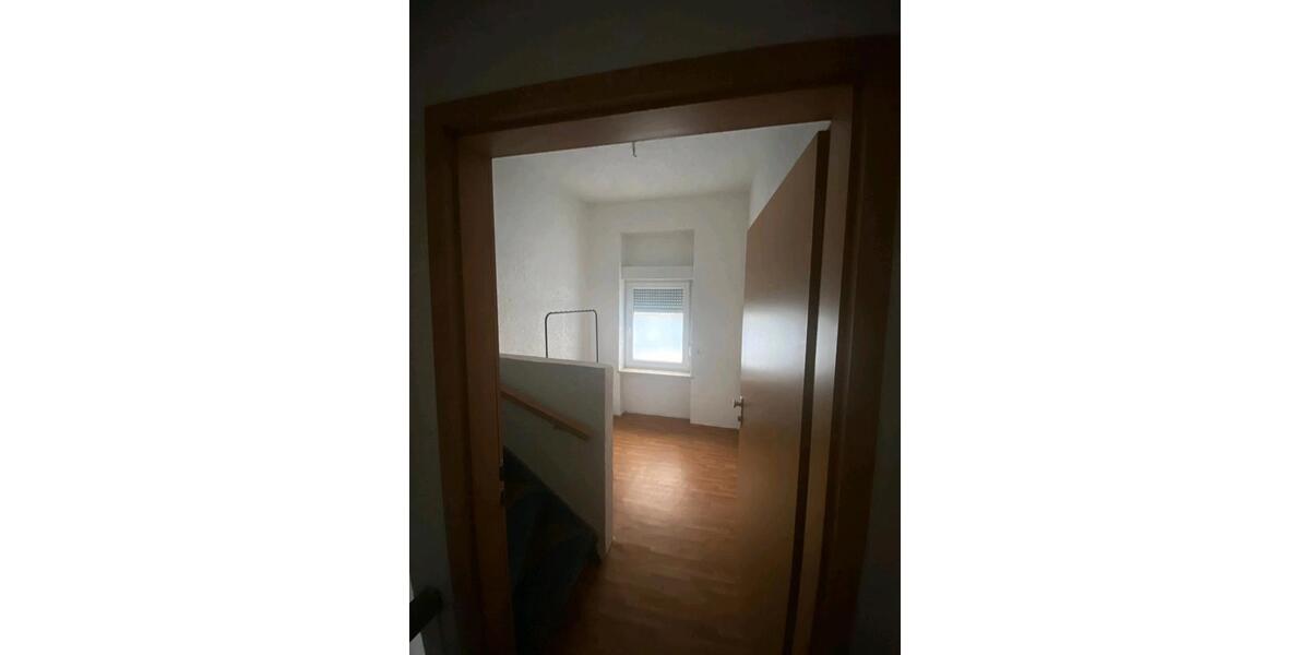 Dachgeschoßwohnung Iserlohn - 1 Zimmer, 48 m&sup2;, 550&euro; | Angebot:24850407