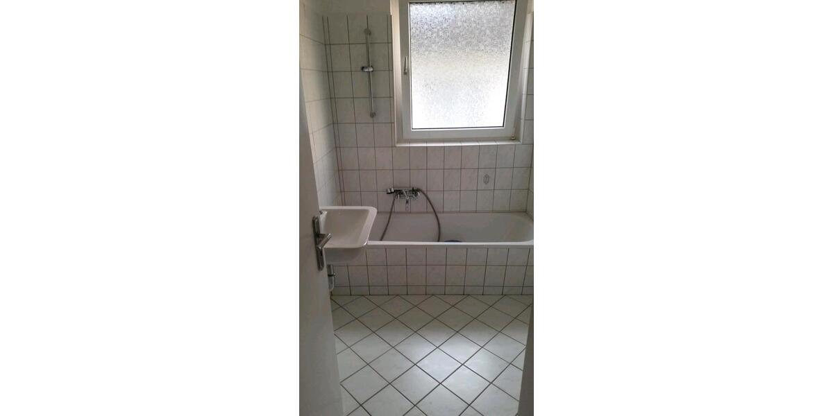 Etagenwohnung Iserlohn - 2 Zimmer, 66 m&sup2;, 650&euro; | Angebot:27594699