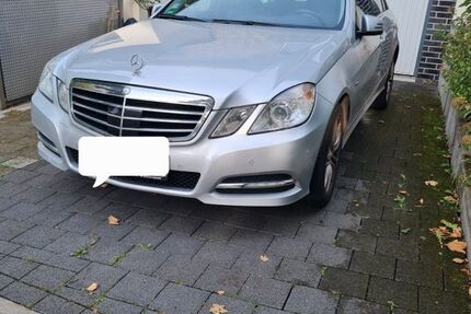 Mercedes-Benz E 250 243.000 km 9.850 &euro; BOCHUM 44791