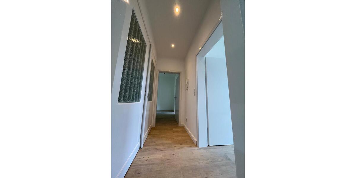 Etagenwohnung Wuppertal Arrenberg - 3 Zimmer, 66 m&sup2;, 610&euro; | Angebot:26665022