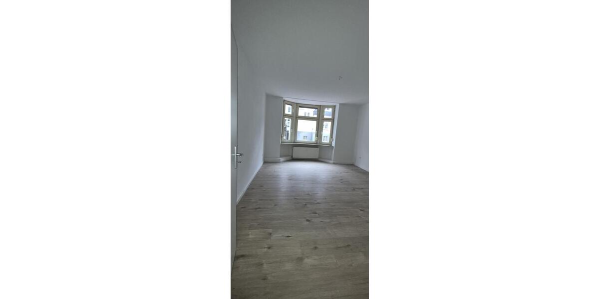 Etagenwohnung Wuppertal Barmen - 2 Zimmer, 80 m&sup2;, 720&euro; | Angebot:25125204