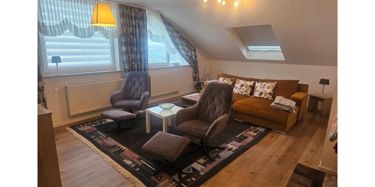 Etagenwohnung Schalksmühle - 5 Zimmer, 130 m&sup2;, 990&euro; | Angebot:26459596