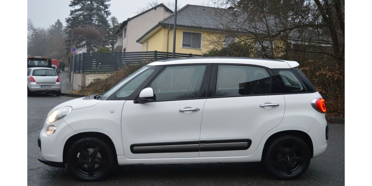 Fiat 500L 99.000 km 8.999 &euro; Wuppertal 42279