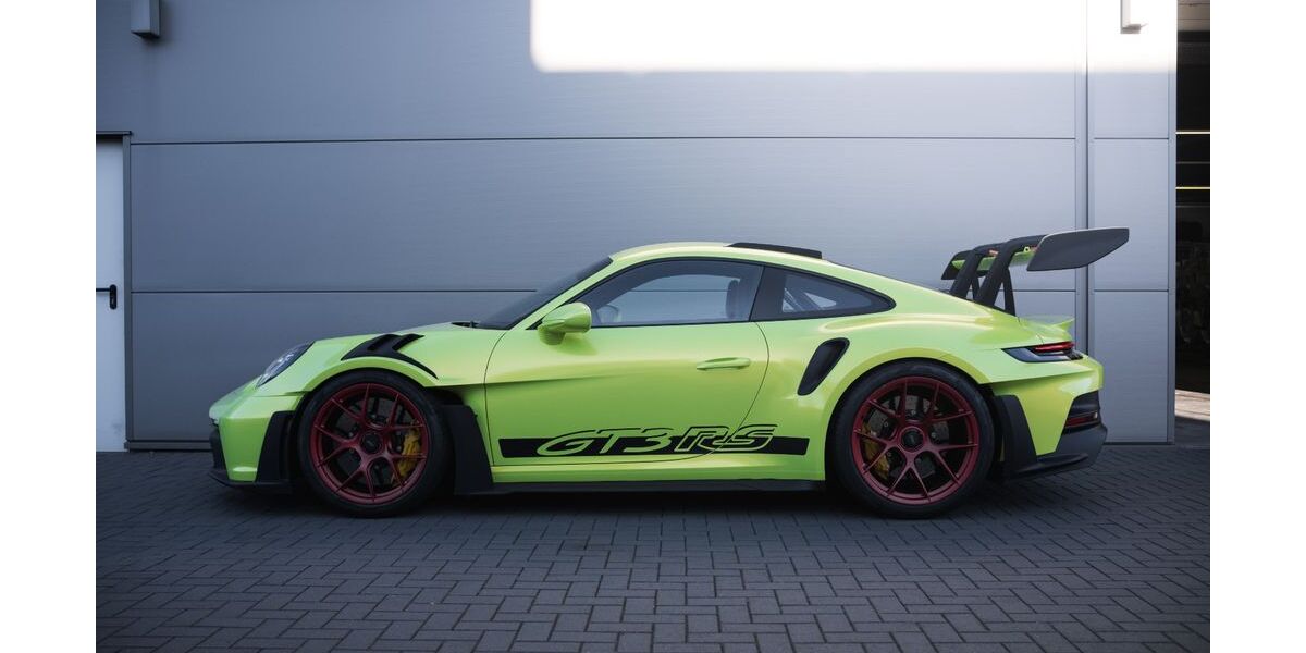 Porsche 992 12.600 km 297.900 &euro; Holzwickede 59439