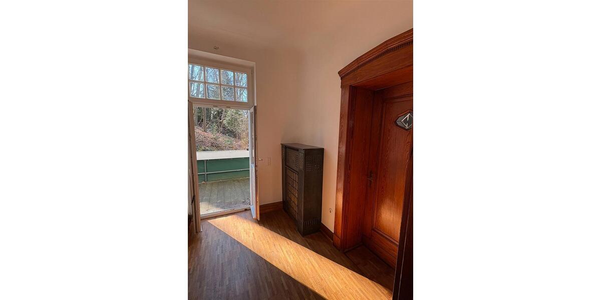 Etagenwohnung Kierspe - 4 Zimmer, 127 m&sup2;, 995&euro; | Angebot:25330835