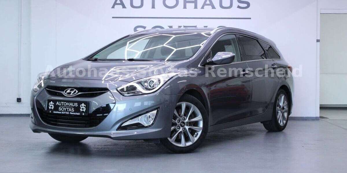 Hyundai i40 120.000 km 9.999 &euro; Remscheid 42853