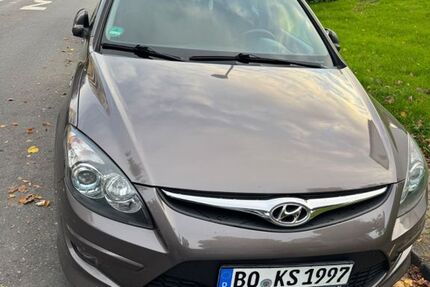 Hyundai i30 154.000 km 3.500 &euro; Bochum 44807