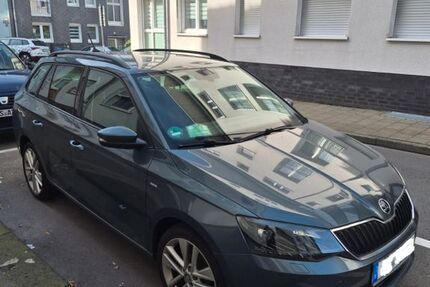 Skoda Fabia 22.000 km 11.750 &euro; Remscheid 42853