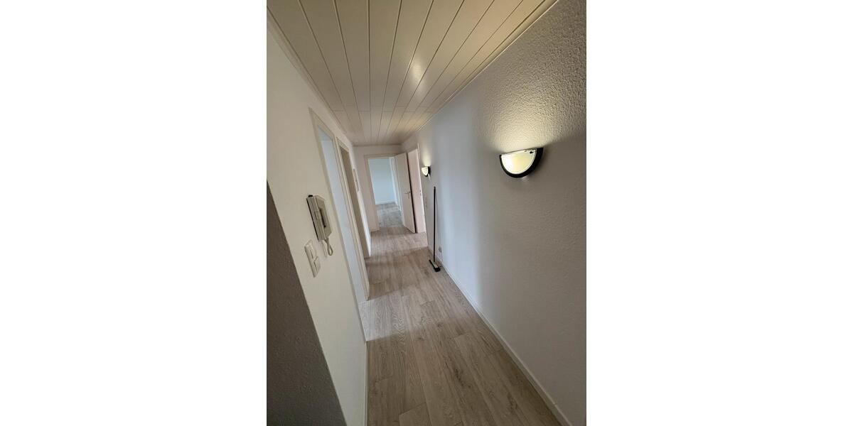 Dachgeschoßwohnung Wuppertal Brill - 4 Zimmer, 95 m&sup2;, 950&euro; | Angebot:26621373