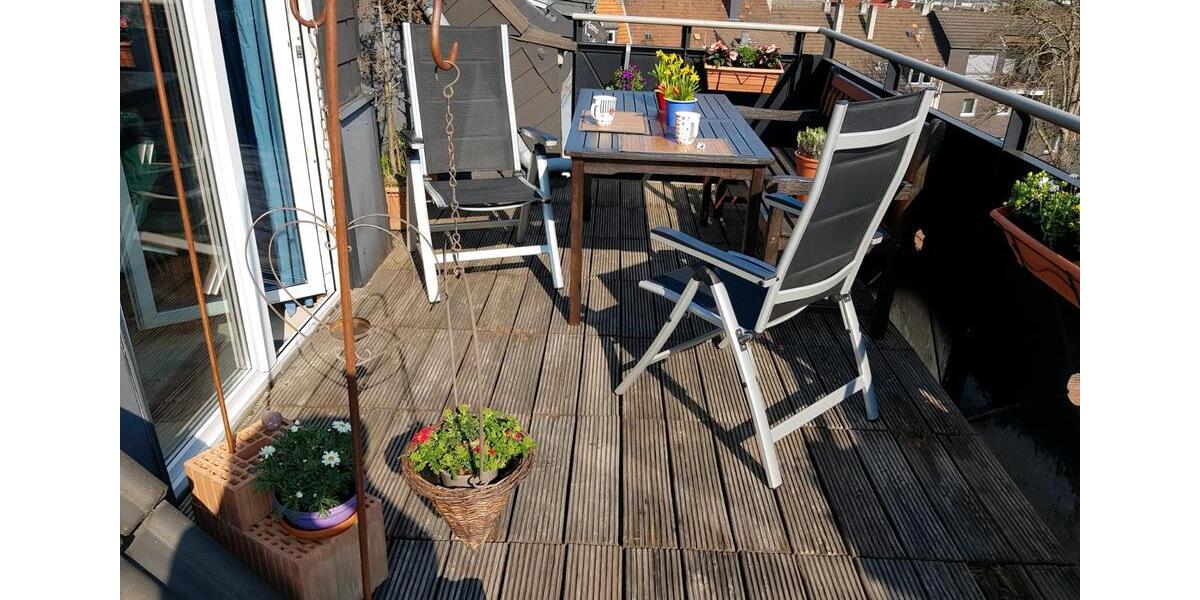 Dachgeschoßwohnung Hagen Hagen-Mitte - 4 Zimmer, 102 m&sup2;, 675&euro; | Angebot:26414747