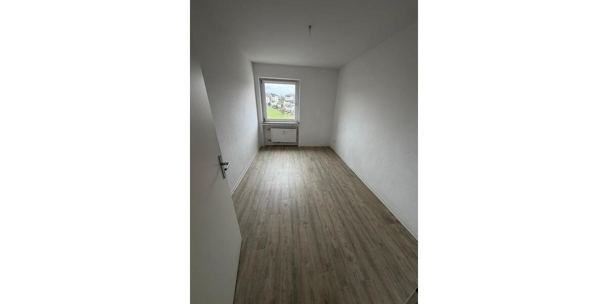 Etagenwohnung Iserlohn Gerlingsen - 3 Zimmer, 81 m&sup2;, 420&euro; | Angebot:25767222