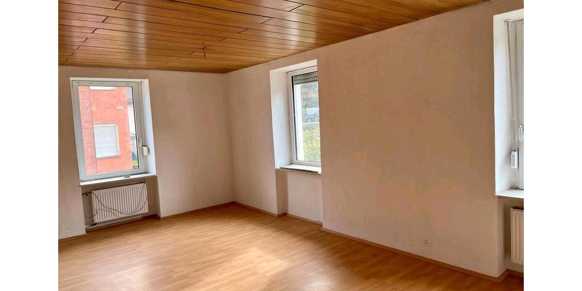 Etagenwohnung Werdohl - 3 Zimmer, 80 m&sup2;, 600&euro; | Angebot:26584536