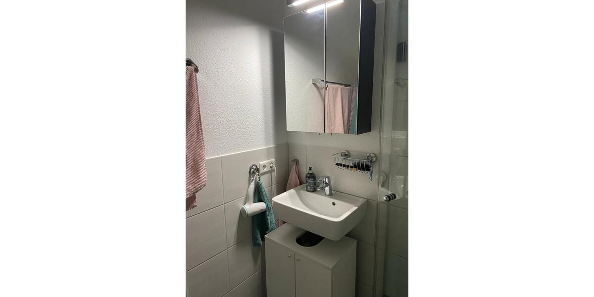 Etagenwohnung Radevormwald - 3 Zimmer, 83 m&sup2;, 940&euro; | Angebot:26567432